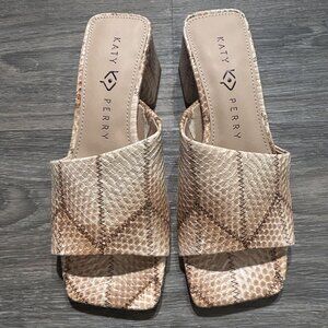 Katy Perry Size 5 Gemm Slide Sandals Tan Multi Snake Print Open Toe Block Heel
